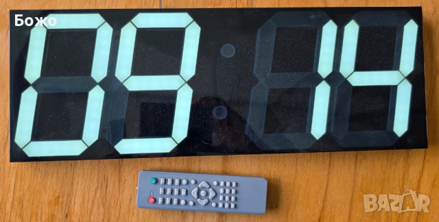 Нов Голям цифров LED часовник с календар, термометър, аларми, броячи и дистанционно, снимка 4 - Стенни часовници - 51713808