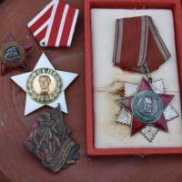 Стари ордени медали, снимка 2 - Други ценни предмети - 45386650