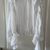 Нова разкошна елегантна бяла блуза топ буфан ръкав барок бароков стил, снимка 2 - Блузи с дълъг ръкав и пуловери - 45299376