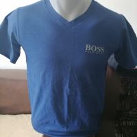 Тениска  Boss , M, снимка 1 - Тениски - 45279366