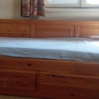 Легло дървено с матрак, снимка 1 - Спални и легла - 45431926