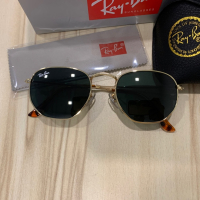 Слънчеви очила Ray ban, снимка 1 - Слънчеви и диоптрични очила - 45005834