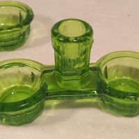 антикварна стъклена солница зелено стъкло, снимка 4 - Аксесоари за кухня - 45573392