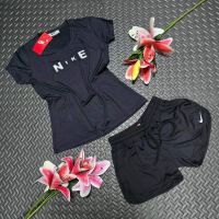Дамски екип Nike, снимка 2 - Спортни екипи - 45915322