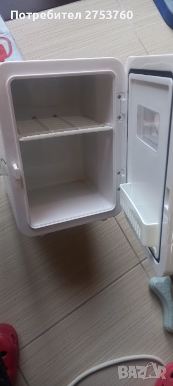 малък хладилник за козметика, снимка 1