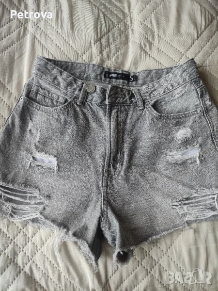 Къси сиви панталонки New Yorker , снимка 1