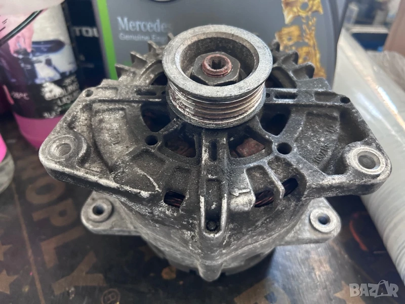 A 000 906 83 02 Динамо Алтернатор Генератор OM654 Vito W447 C class W205 E class W213, снимка 1