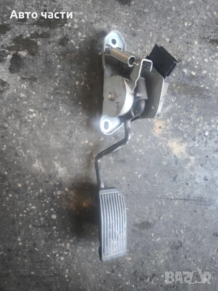 Педал за газта за nissan primera p12, снимка 1