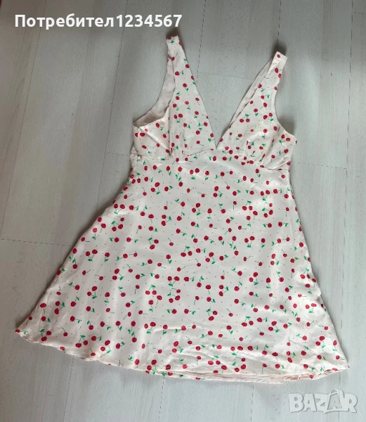Нова рокля с череши на Zara M-L, снимка 1