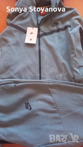 Комплект Nike, снимка 2 - Спортни дрехи, екипи - 53530043