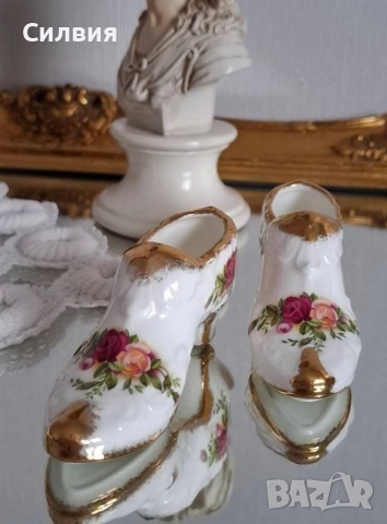 Декоративна обувка *Royal Albert Old Country Roses* 🌹 , снимка 4 - Декорация за дома - 52769127