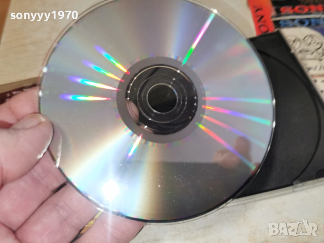 VAN HALEN CD 0102261510, снимка 14 - CD дискове - 53304268