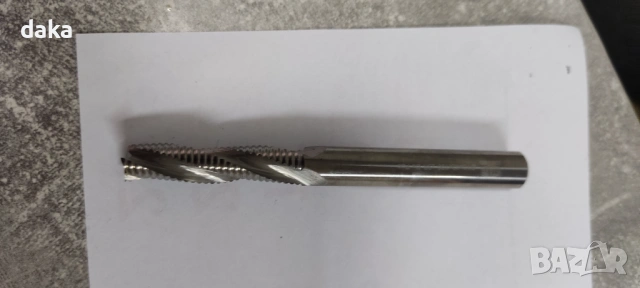 Спирални  фрезери ф 10мм за CNC рутер, снимка 4 - Диамантени и режещи инструменти - 54057170