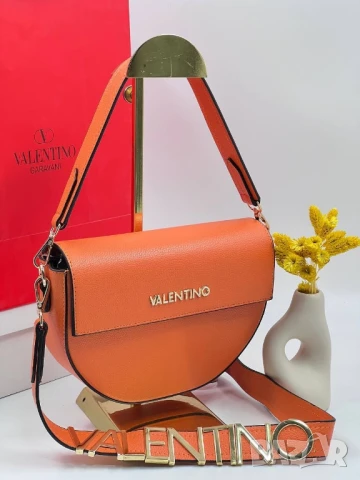 чанти valentino garavani , снимка 4 - Чанти - 51085856