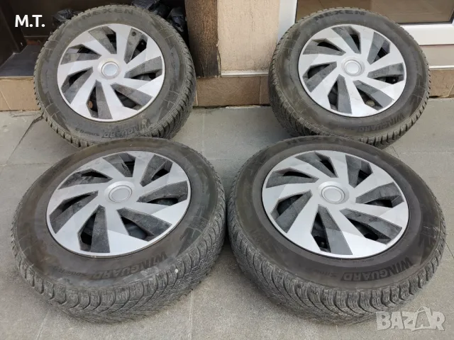 15" Зимни Гуми NEXEN 195/65R15 с железни джанти и тасове, почти нови, карани 10 дни, снимка 1 - Гуми и джанти - 47521871