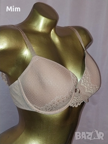 Triumph 85 C Дантелен сутиен пепел от рози , снимка 3 - Бельо - 52854189