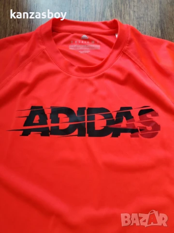 adidas - страхотна мъжка тениска M