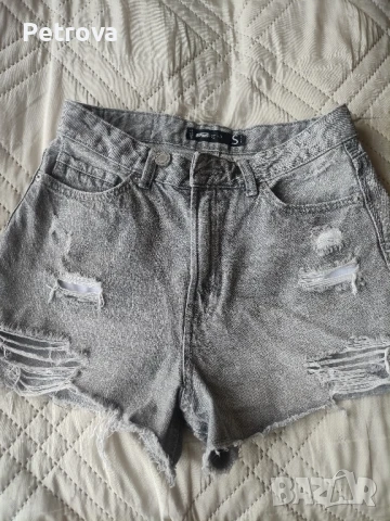 Къси сиви панталонки New Yorker 