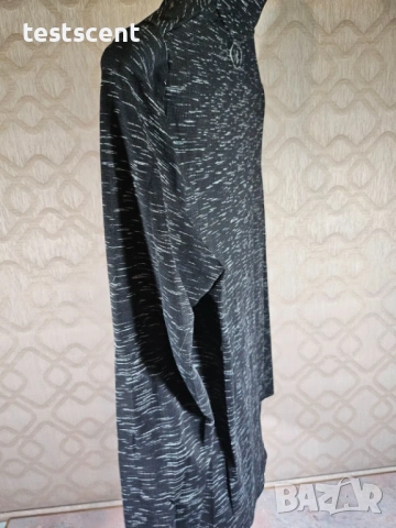 Оригинална мъжка спортна блуза с цип Under Armour 3/4 Zip Long Sleeve HeatGear Top – XL black motiff, снимка 5 - Спортни дрехи, екипи - 54003161