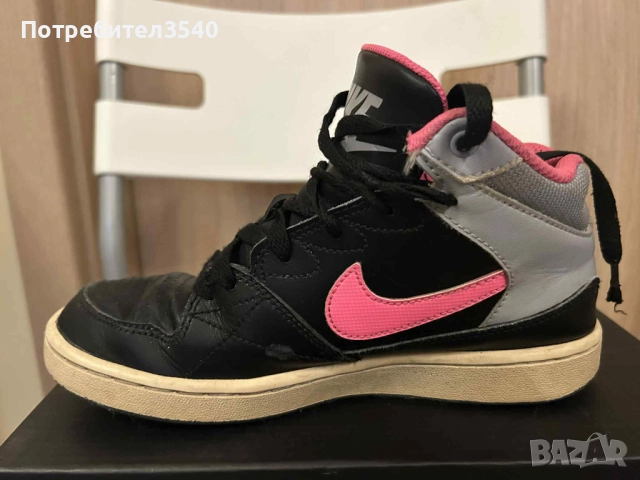 Кецове Nike, снимка 8 - Кецове - 45556901