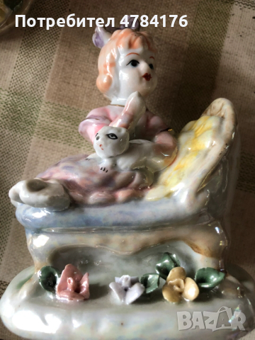 продавам керамични фигурки, снимка 8 - Антикварни и старинни предмети - 54095037