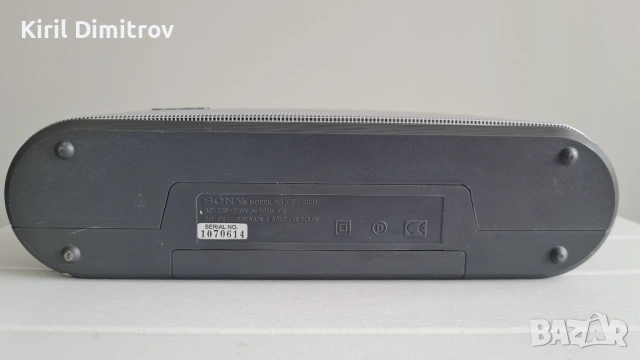 Sony ICF-903L – качествен класически радиоприемник, снимка 4 - Радиокасетофони, транзистори - 53521008