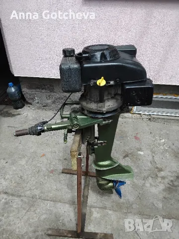 продавам извьнбордов  четеритактов двигател 5кс работещ и на газ пропан бутан с въздушно охлаждане, снимка 2 - Воден транспорт - 50164403