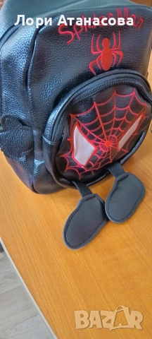 Малка дамска чанта в правоъгълна форма, с декоративна паяжина, снимка 2 - Чанти - 54101190