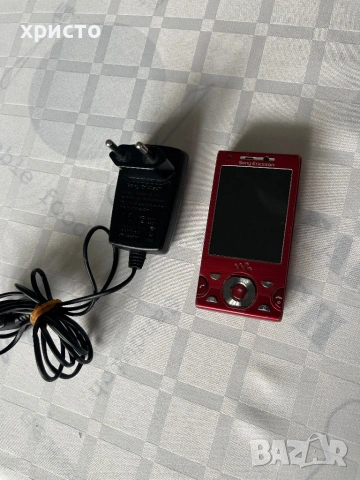 Sony Ericsson W995