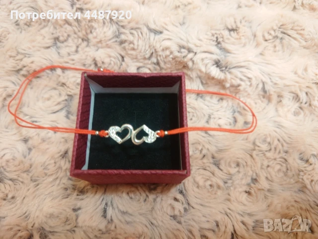 Нова гривна, червено конче с две сърца, снимка 3 - Колиета, медальони, синджири - 50760301