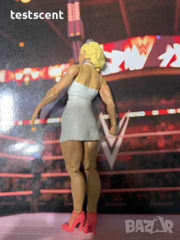 Екшън фигура WWE Lana Лана CJ Perry Си Джей Пери action figure играчка mattel , снимка 10 - Фигурки - 48747602