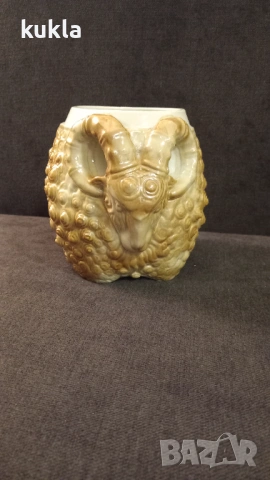 Порцеланова халба за бира 