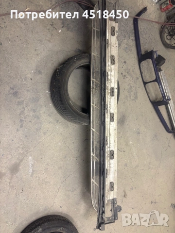 Лява странична степенка за Porsche Cayenne 2010/2018, снимка 3 - Части - 53697529