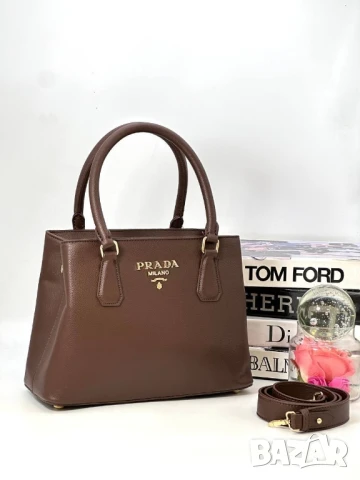 чанти Prada ➡️31cm ⬆️21cm 🌟, снимка 5 - Чанти - 51386704