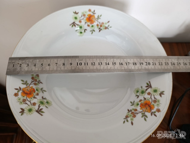 Чинии български порцелан, снимка 3 - Чинии - 51732273