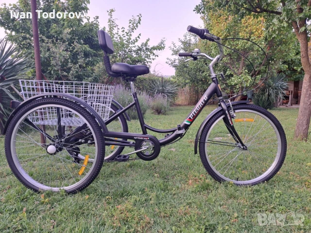 ПРОДАВАМ ГЕРМАНСКА ТРИКОЛКА ВЕЛОСИПЕД СЬС ВЬТРЕШНИ СКОРОСТИ ОТЛИЧНА ЕВТЕНО СПЕШНО МИ Е., снимка 1 - Велосипеди - 53271732