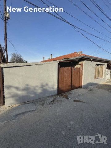 Продава къща на 100 метра от Дунавската градина с нов покрив и дограма , 9 стаи, снимка 7 - Къщи - 53278324