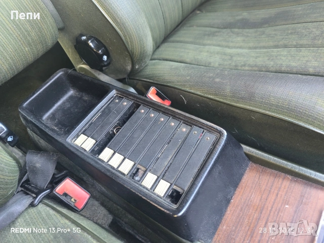 Барче Мерцедес 124 за аудио касети