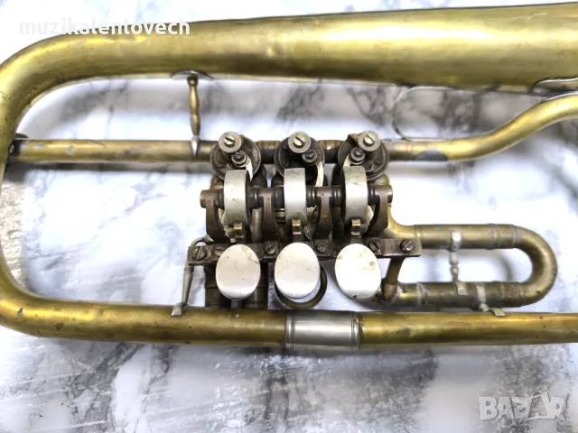 Vintage Flugelhorn Weltklang 3RV DDR - Б Флигорна запазена без мундщук, снимка 3 - Духови инструменти - 44257492