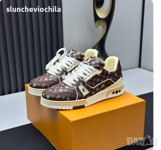 Обувки Louis vuitton run away sneakers, снимка 9 - Маратонки - 54124321