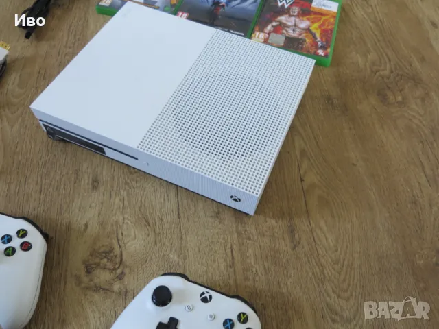 Xbox ONE S 1 TB, снимка 12 - Xbox конзоли - 47613942