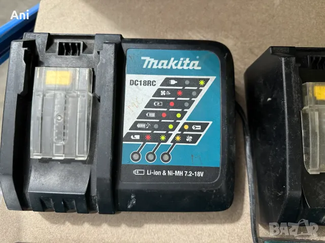 Зарядно - Makita 18 V li ion , снимка 2 - Други машини и части - 45819832