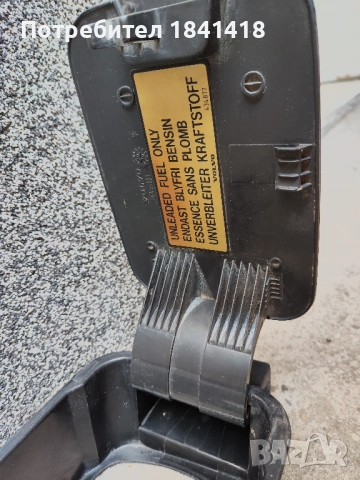 Бутони ел. стъкла и капак резервоар за Volvo 440 1988 - 1996, снимка 11 - Части - 53787644