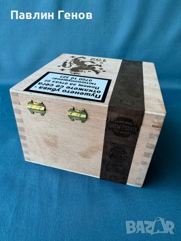 Дървена колекционерска кутия за пури Drew Estate Liga Privada T52 Robusto 5 x 54, снимка 6 - Други ценни предмети - 45945855