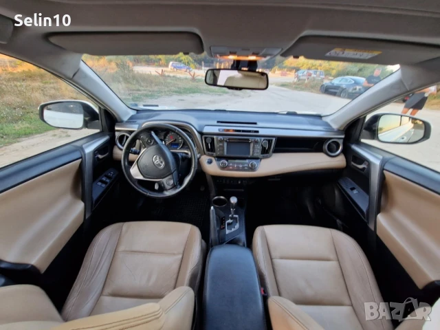 Toyota RAV4 2015 г. - 29 900 лв., снимка 4 - Автомобили и джипове - 51159627