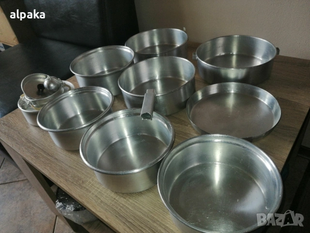 Продавам компактен алуминиев туристически комклект /съдове/ 