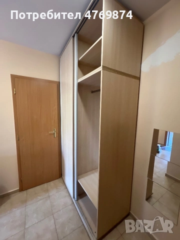 Двукрилен Гардероб, снимка 4 - Гардероби - 53887733