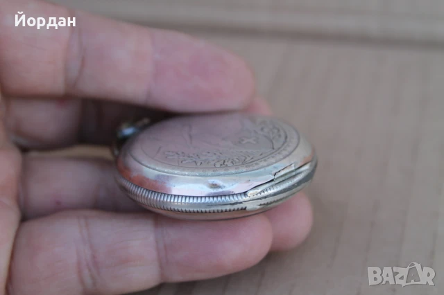 Швейцарски сребърен джобен часовник , снимка 12 - Джобни - 50874733