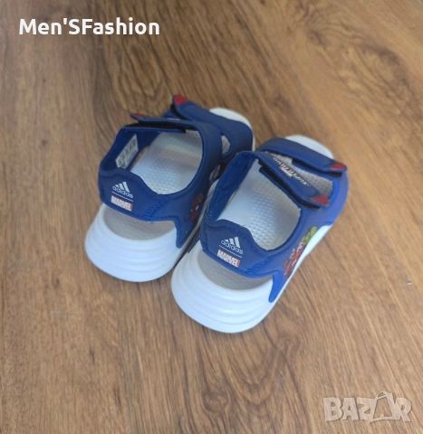 Adidas Marvel - сандали, снимка 3 - Детски сандали и чехли - 51780342