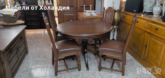 Кръгла дъбова маса + 4 стола